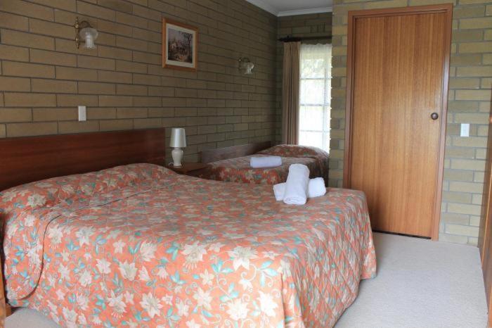 Aristocrat Waurnvale Motel Geelong Room photo